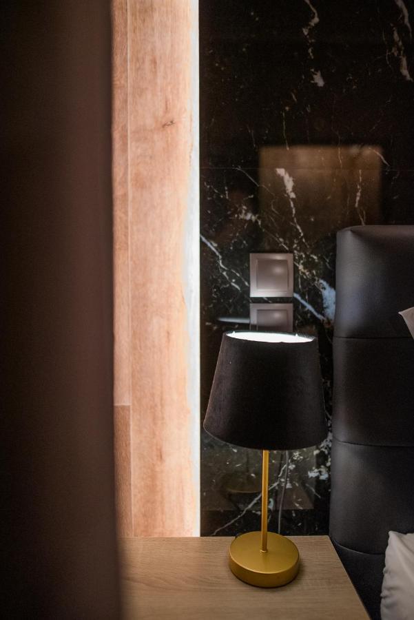 Noho Boutique , Premium Living Lazeon 7 Apartment เอเธนส์ ภายนอก รูปภาพ